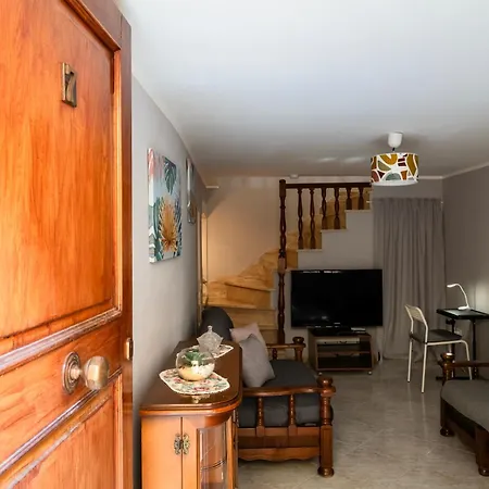 Le Vie Del Vino, Private Home In Montefalco Old Town *