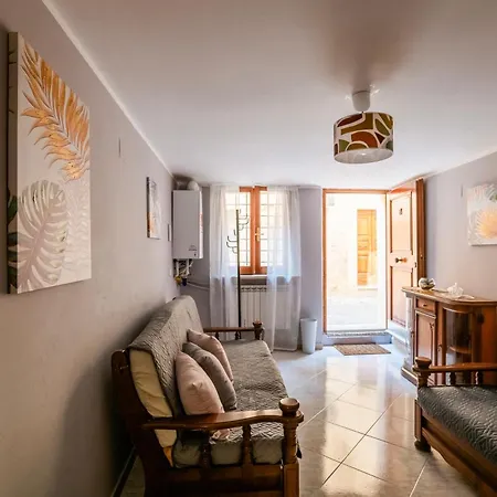 Apartment Le Vie Del Vino, Private Home In Montefalco Old Town